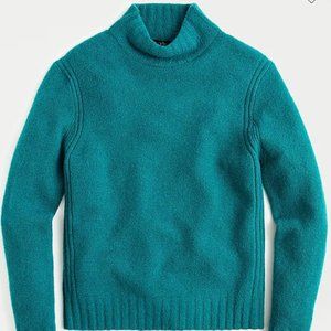 J. Crew Mockneck Sweater in Supersoft Yarn (Size M)